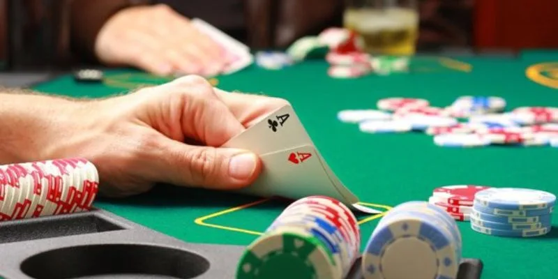 Poker Hand thứ tư – Full House