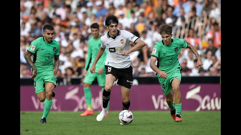 Trận đấu Atletico Madrid gặp Valencia